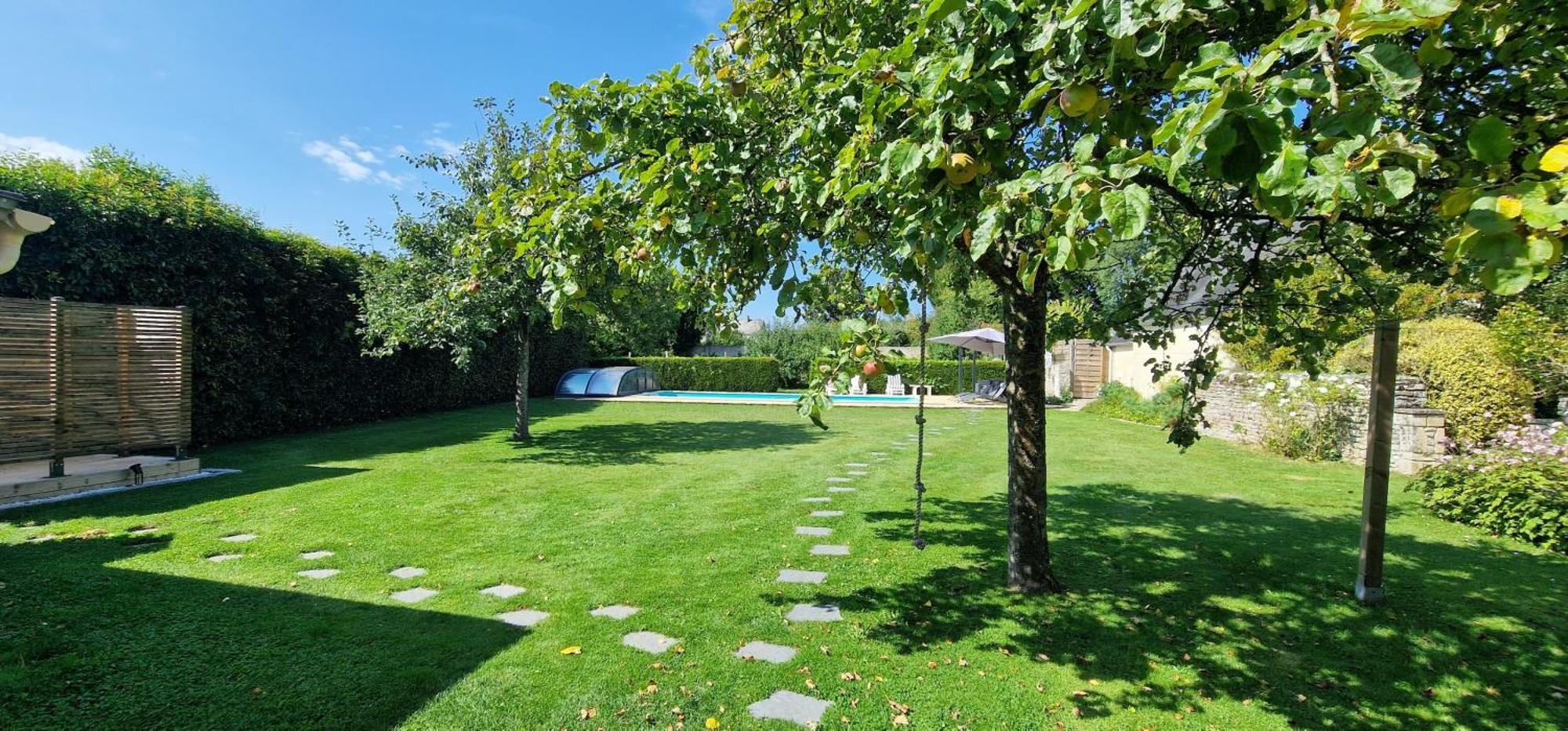 Gite 4 Personnes Avec Piscine Et Bain Nordique Proche Des Plages Du Debarquement Le Manoir  Buitenkant foto